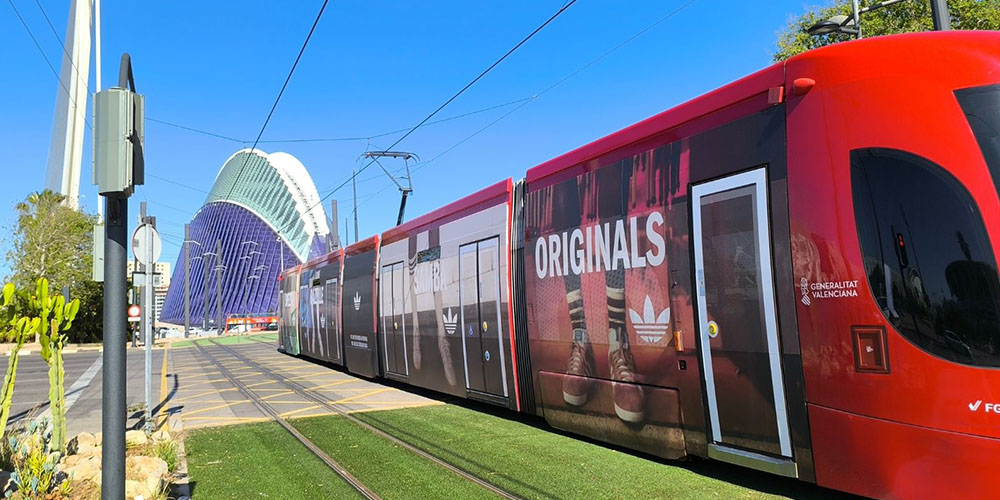 Publicidad Tranvia Valencia 1