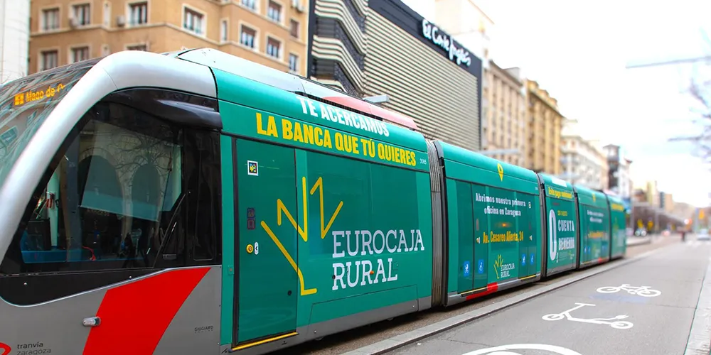 Publicidad Tranvia Zaragoza_3